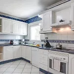 Gengibre, Villa *